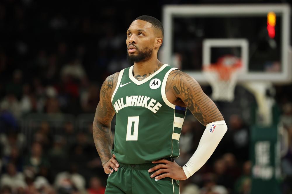 他用实际行 他用实际行